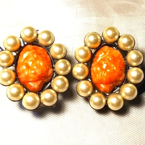 RARE VRBA Miriam Haskell Vintage Coral Pearl Earrings - Picture 4 of 8